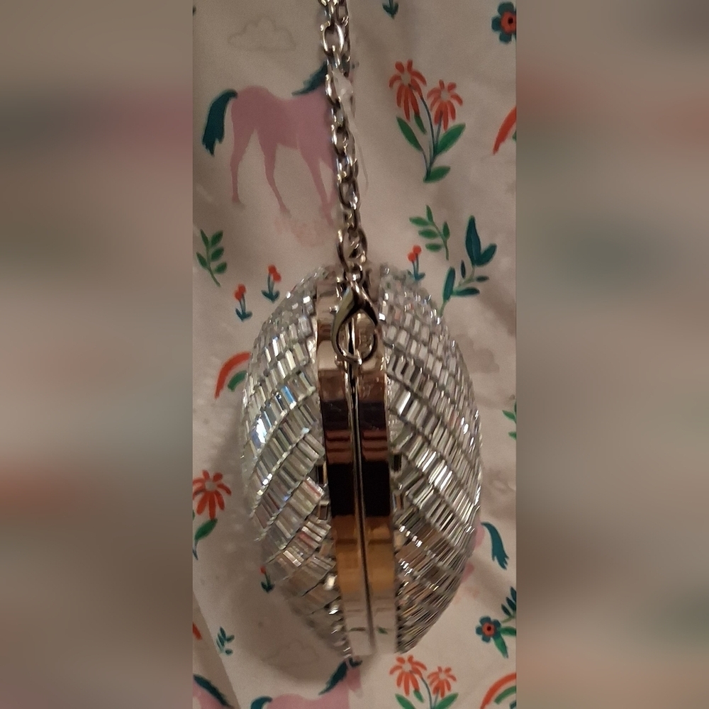 NWT Betsy Johnson Stole My Heart Silver Mirror Formal Crossbody Clutch Purse Bag - Picture 8 of 12